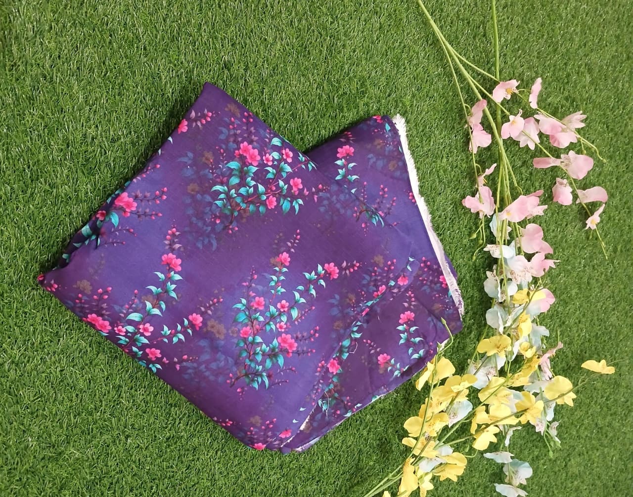 Premium Quality digital printed Linen Banadora 2 -Pc Unstitched .