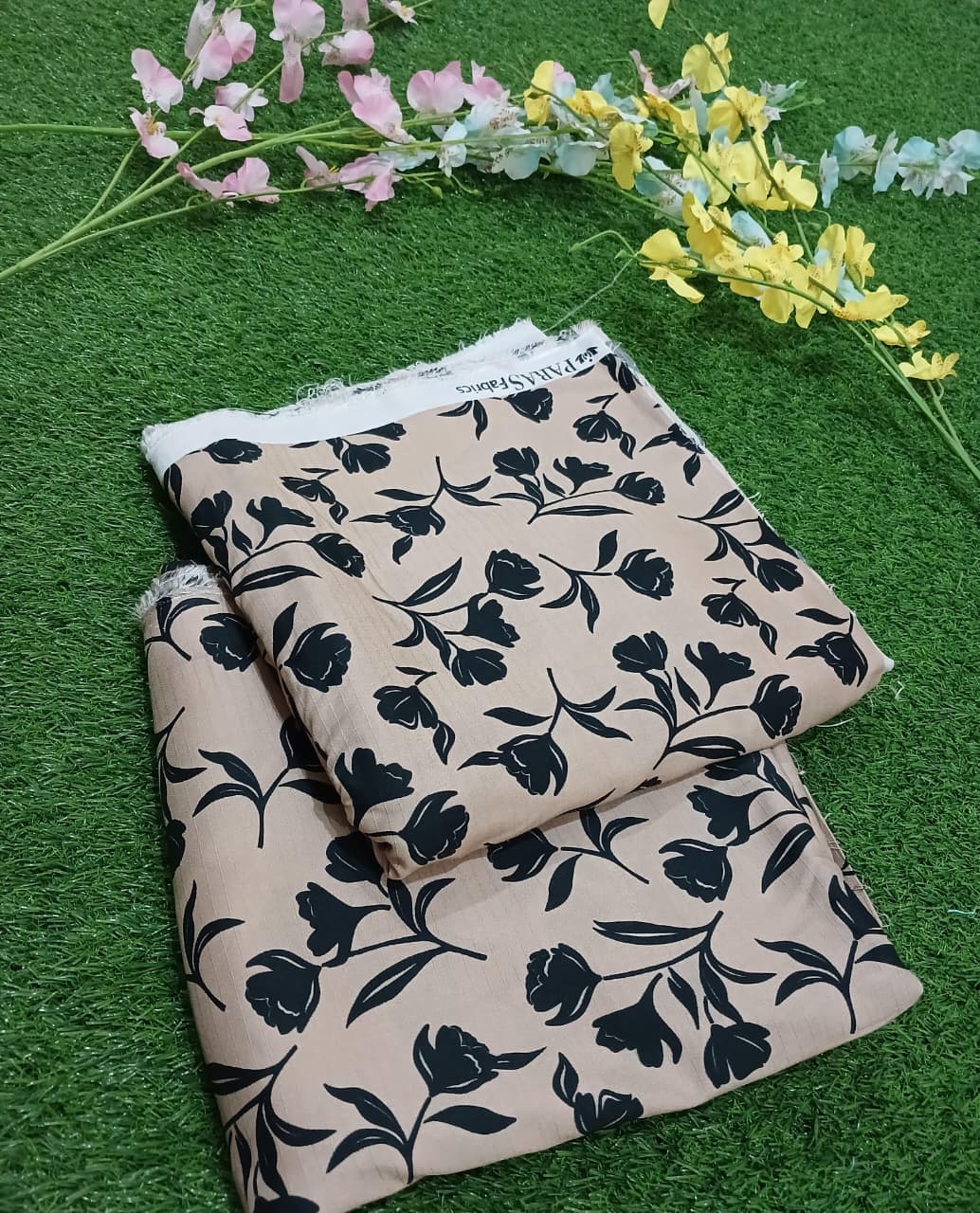 Premium Quality digital printed Linen Banadora 2 -Pc Unstitched .