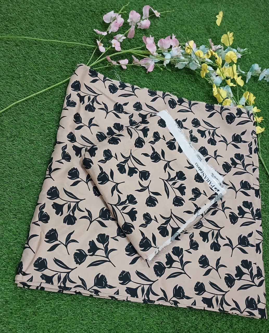 Premium Quality digital printed Linen Banadora 2 -Pc Unstitched .