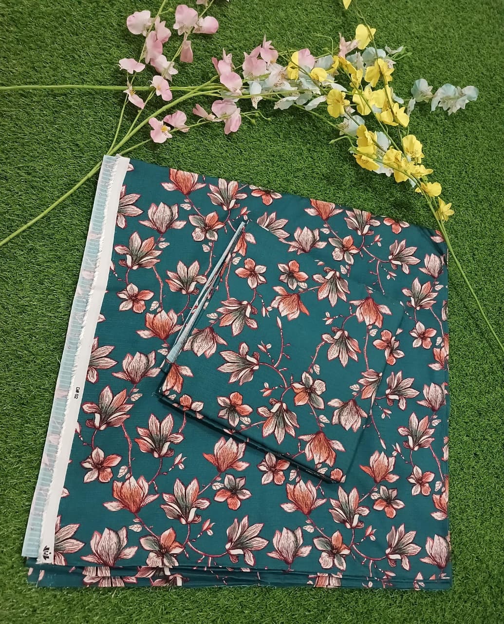 Premium Quality digital printed Linen Banadora 2 -Pc Unstitched .