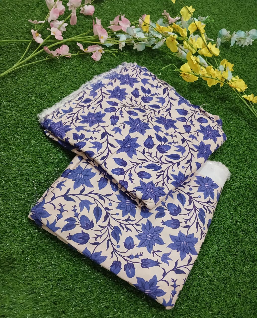 Premium Quality digital printed Linen Banadora 2 -Pc Unstitched .