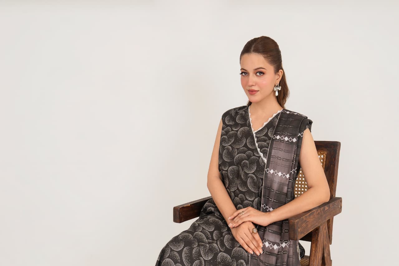 Black Star Dust , sleeveless, Khaddar 3 Pc Unstitched Air Jet Quality.