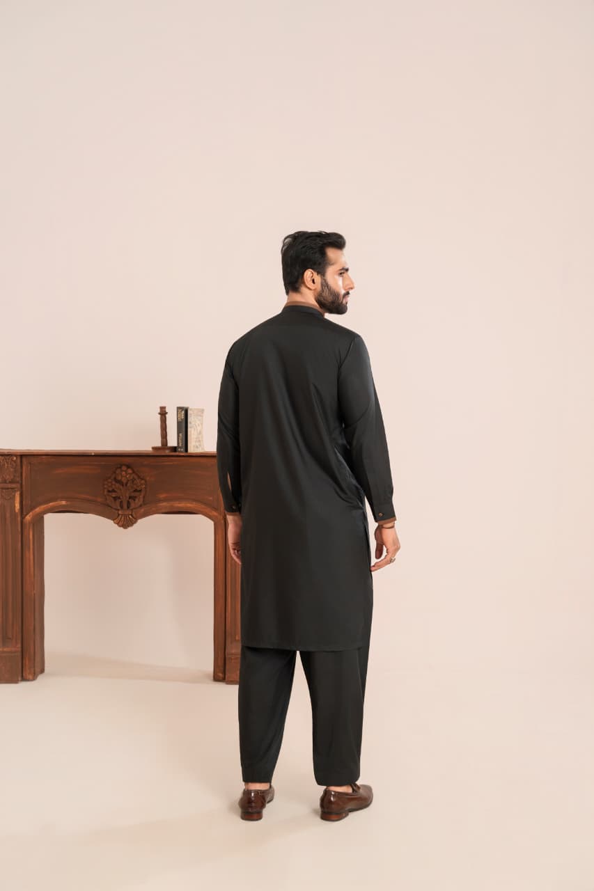 Obsidian black W,ash and Wear fabric Stitched Men’s Shalwar Kameez.