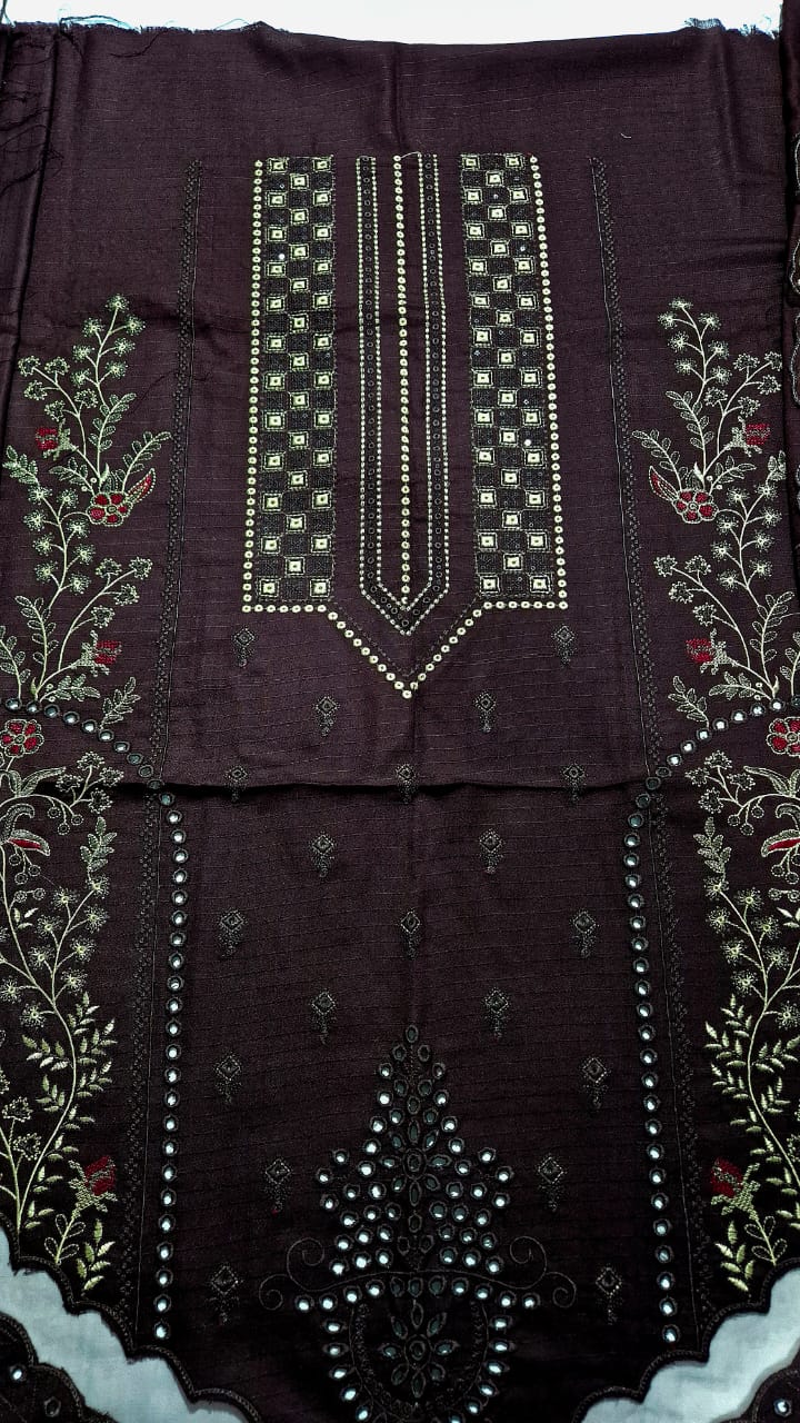 Bark Brown, Banadora Wool 2 head Embroidered 3 pcs