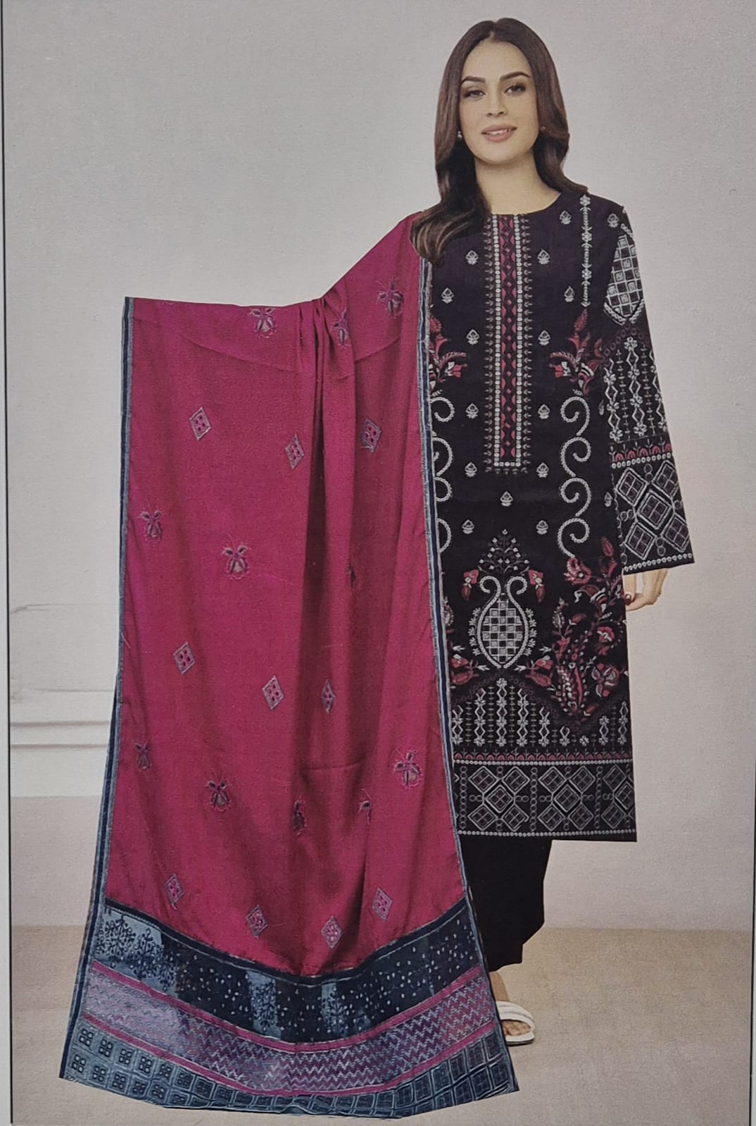 Velvet Maroon, Zari Chamki wool embroidered 3 pcs