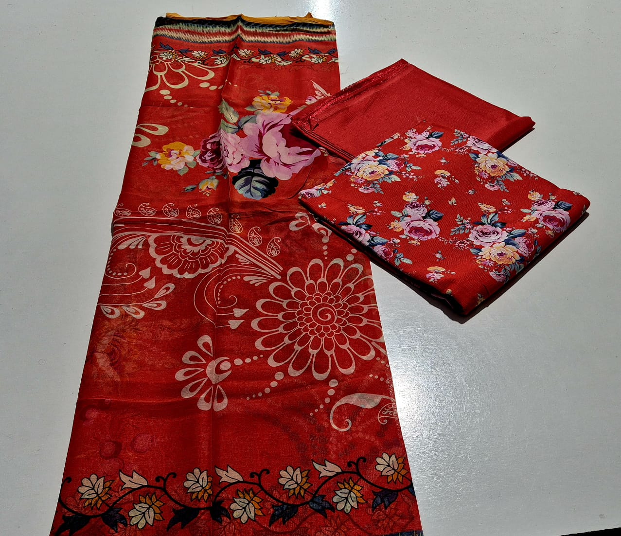 Red Flames , Viscose chamki 3 pcs