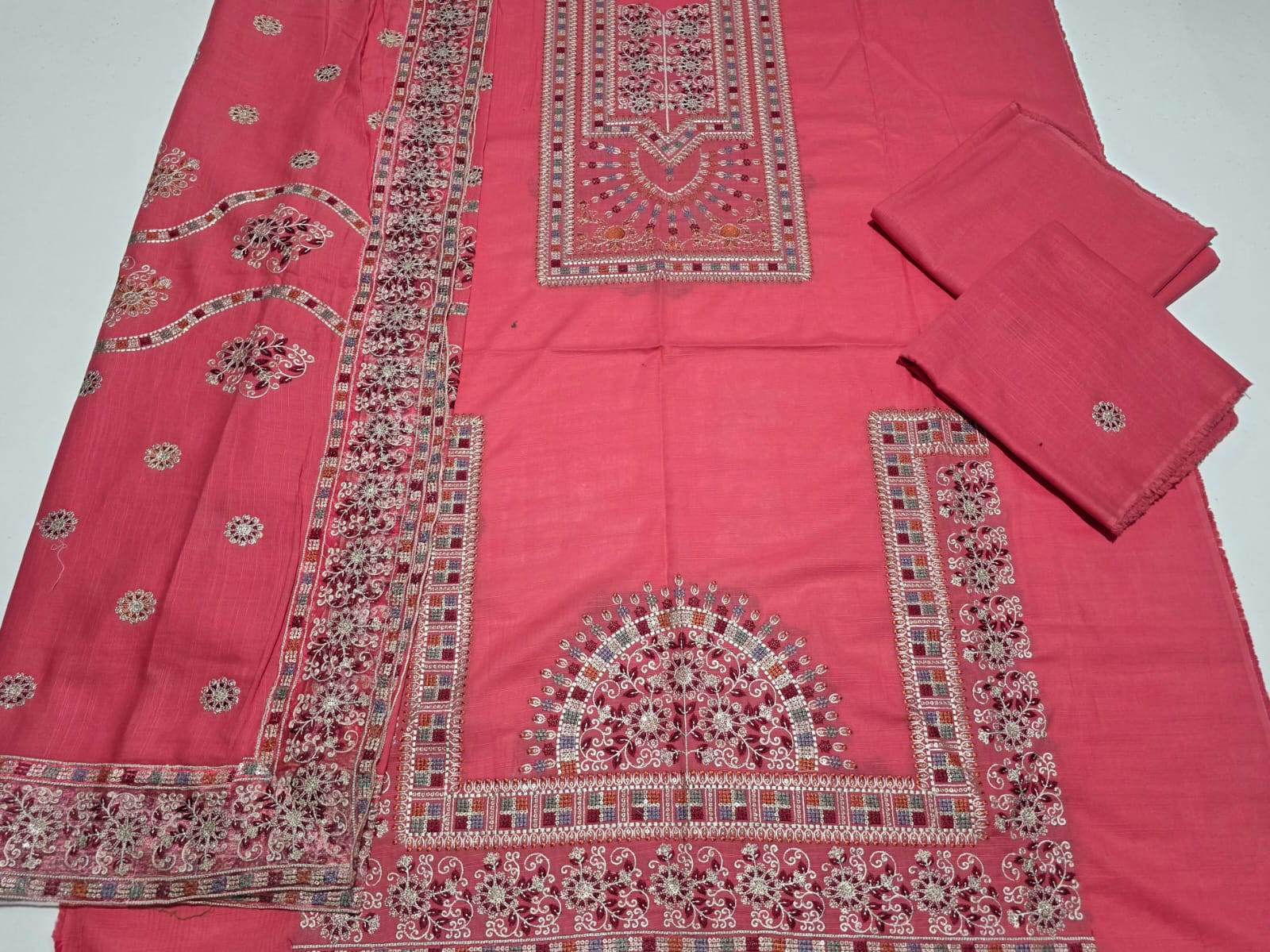 Blush rose, khaddar Embroidered 3 pcs