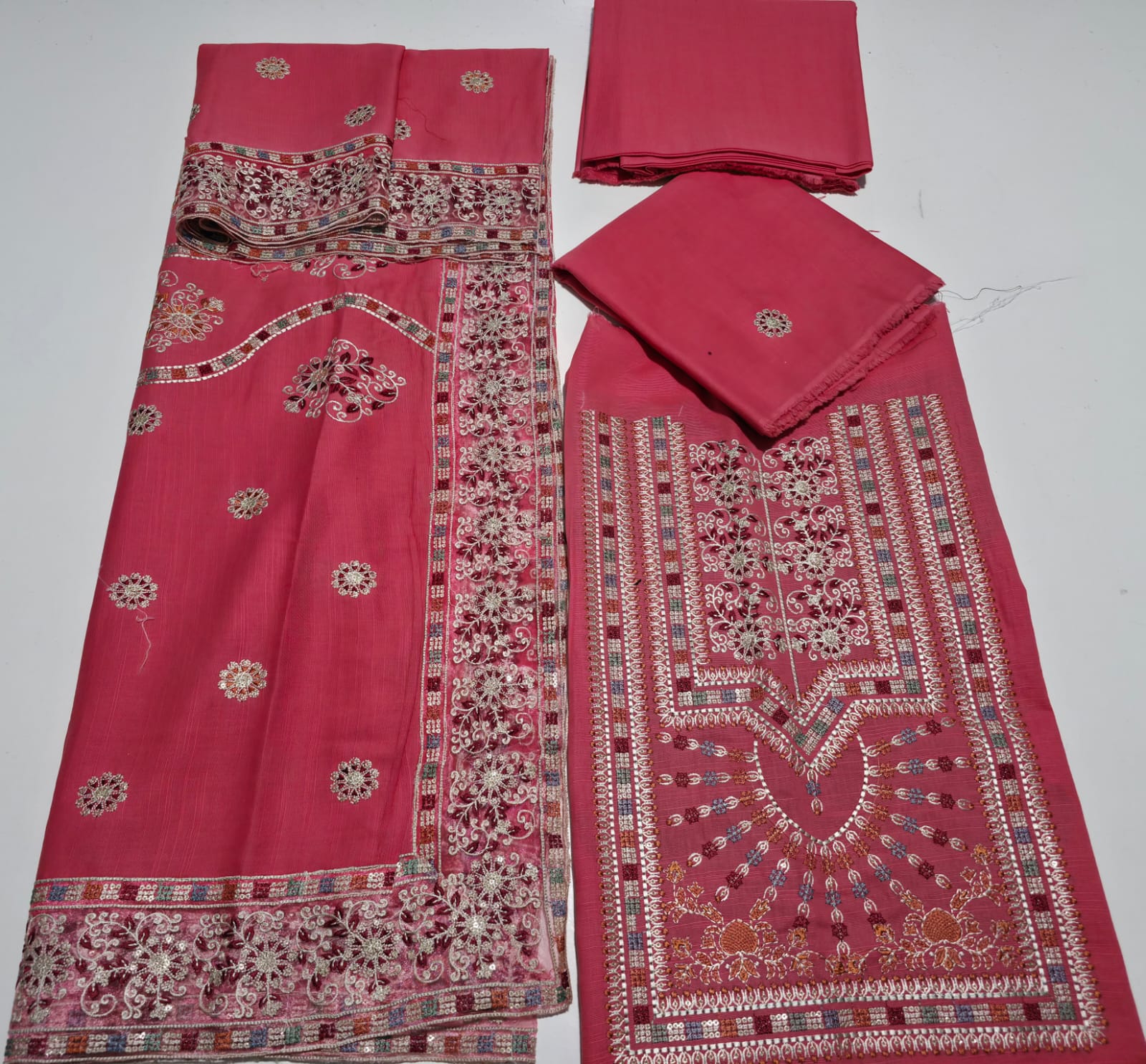 Blush rose, khaddar Embroidered 3 pcs