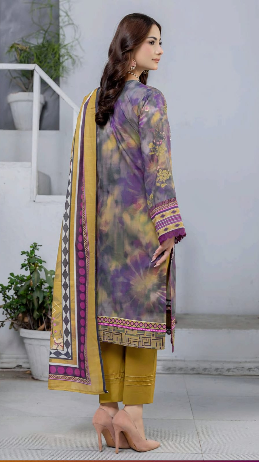 Print Embroidery Lawn 3-Piece unstitched