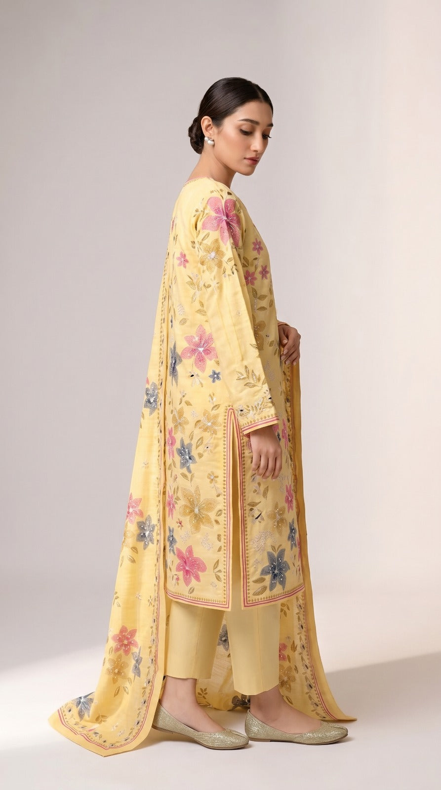 Embroidered Lawn 3-Piece unstitched