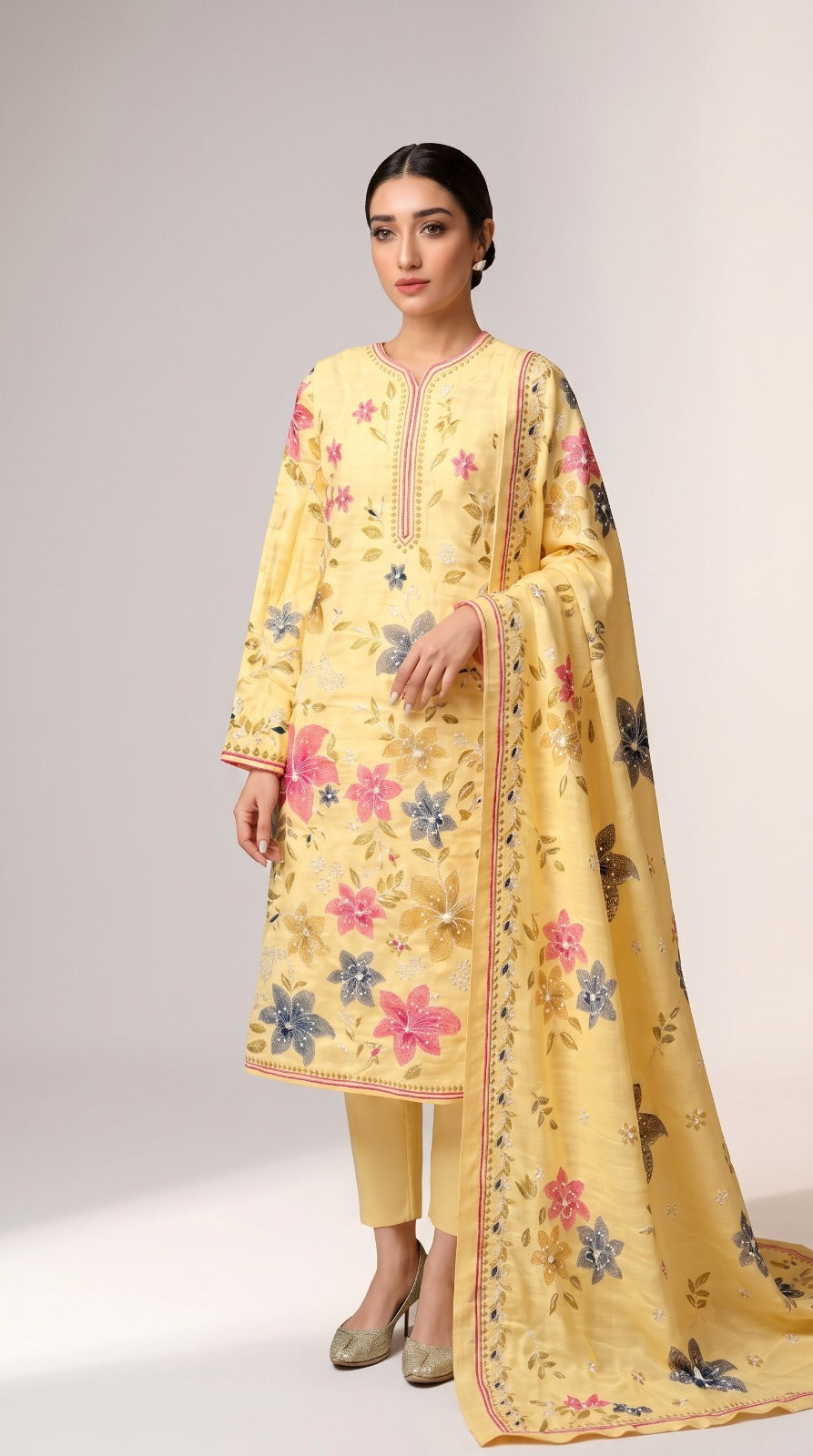 Embroidered Lawn 3-Piece unstitched