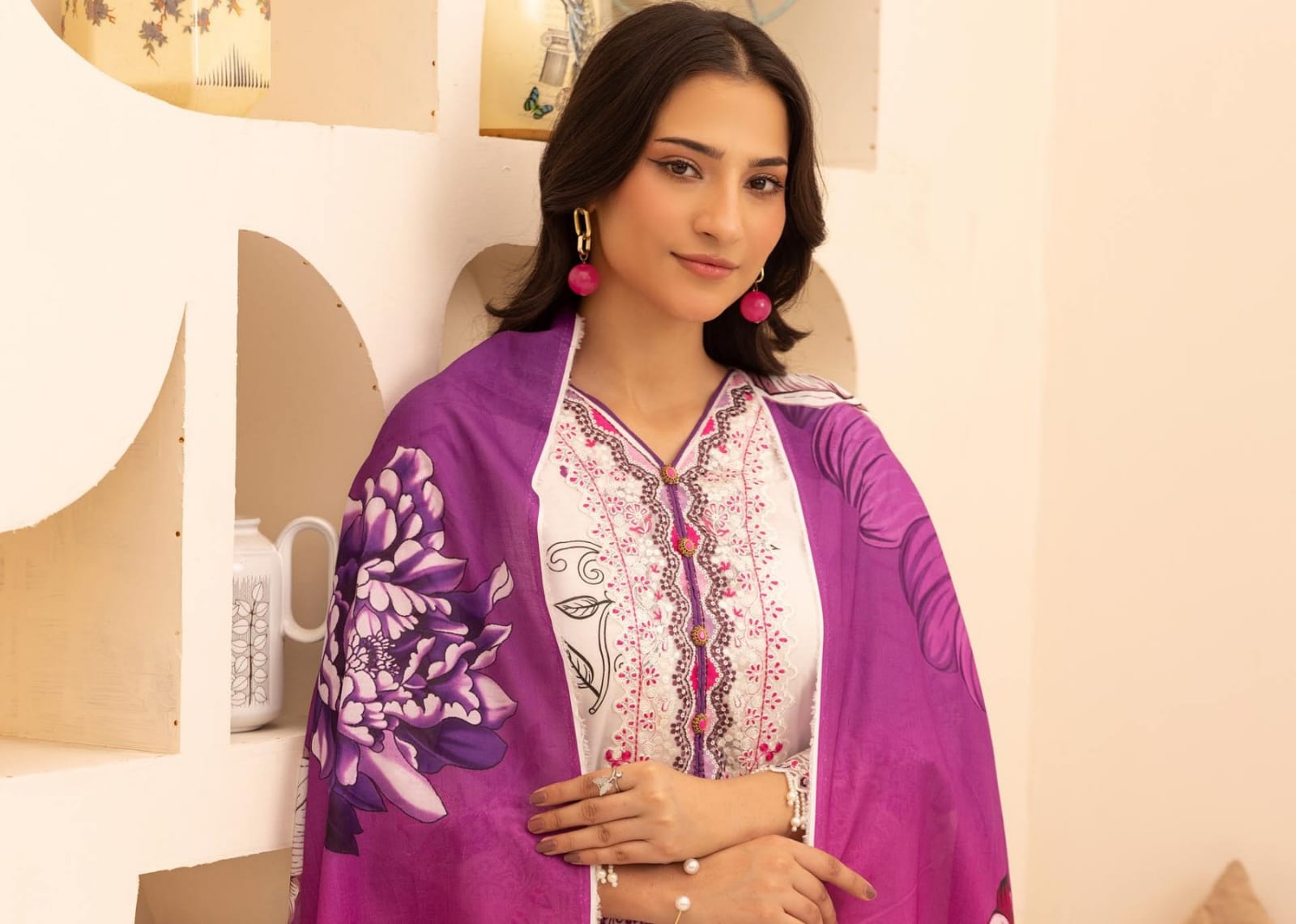 Embroidered Lawn 3-Piece unstitched