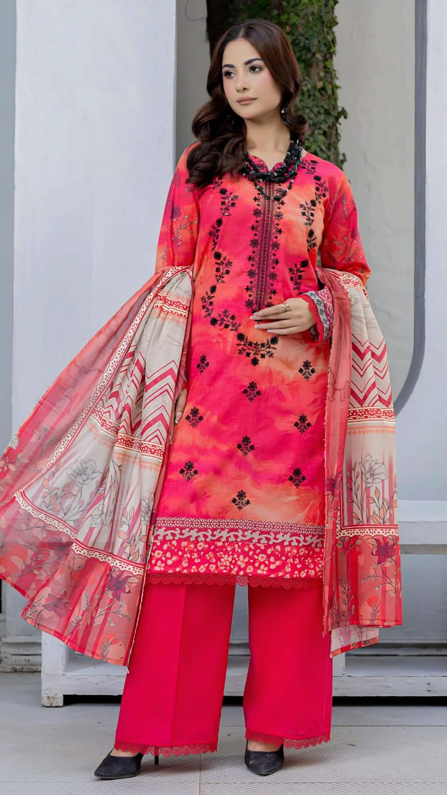 Print Embroidery Lawn 3-Piece unstitched