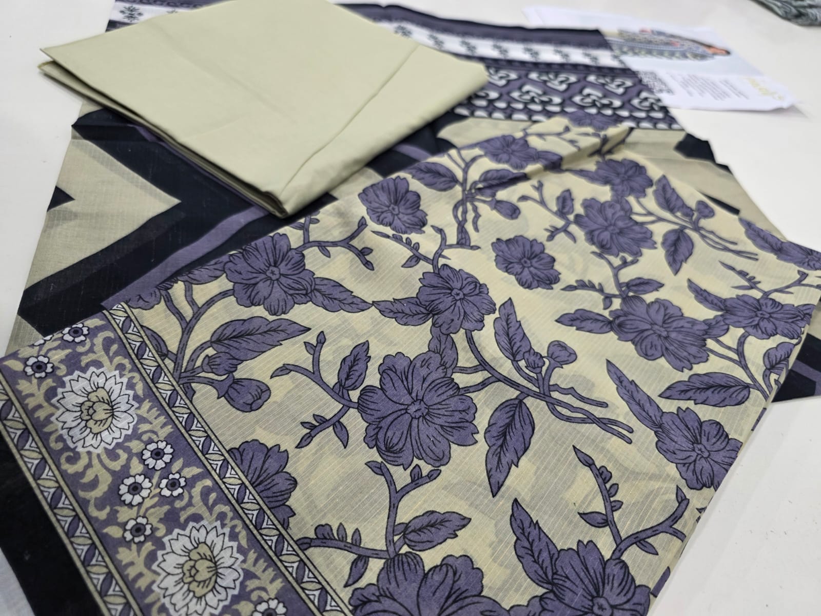 Printed Lawn 3-Piece unstitched
