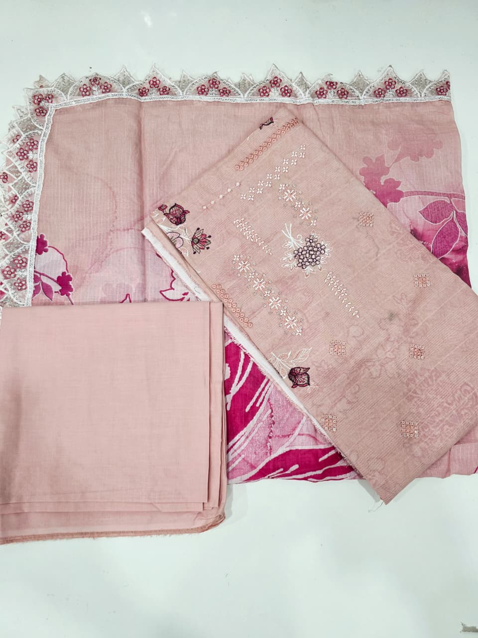 Embroidered Printed Lawn 3-Piece unstitched