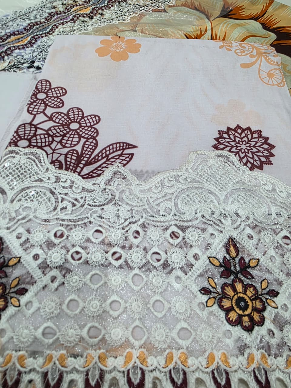 Embroidered Lawn 3-Piece unstitched