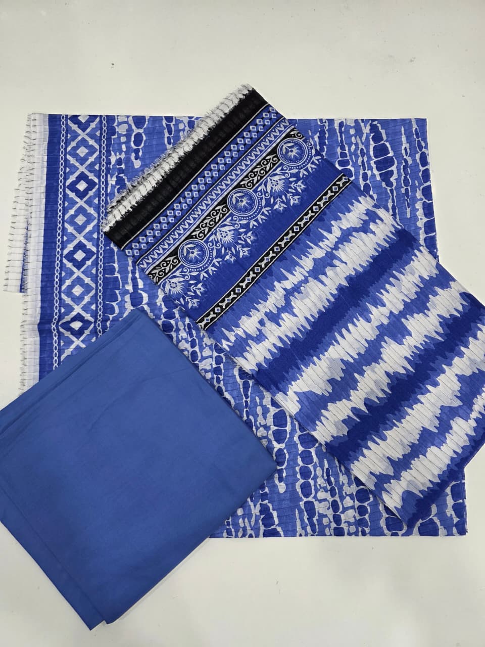 Printed Lawn 3-Piece unstitched