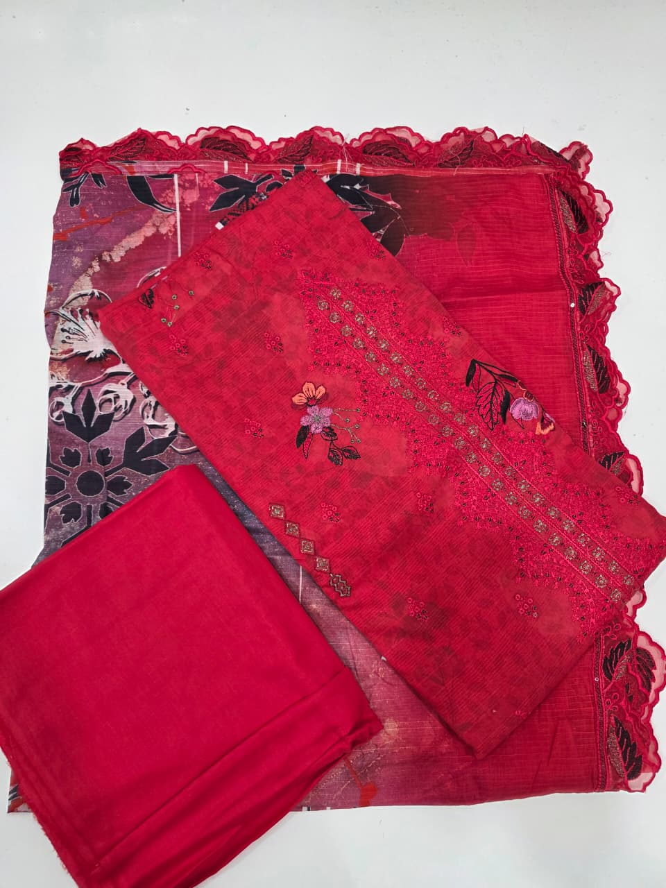 Embroidered Lawn 3-Piece unstitched
