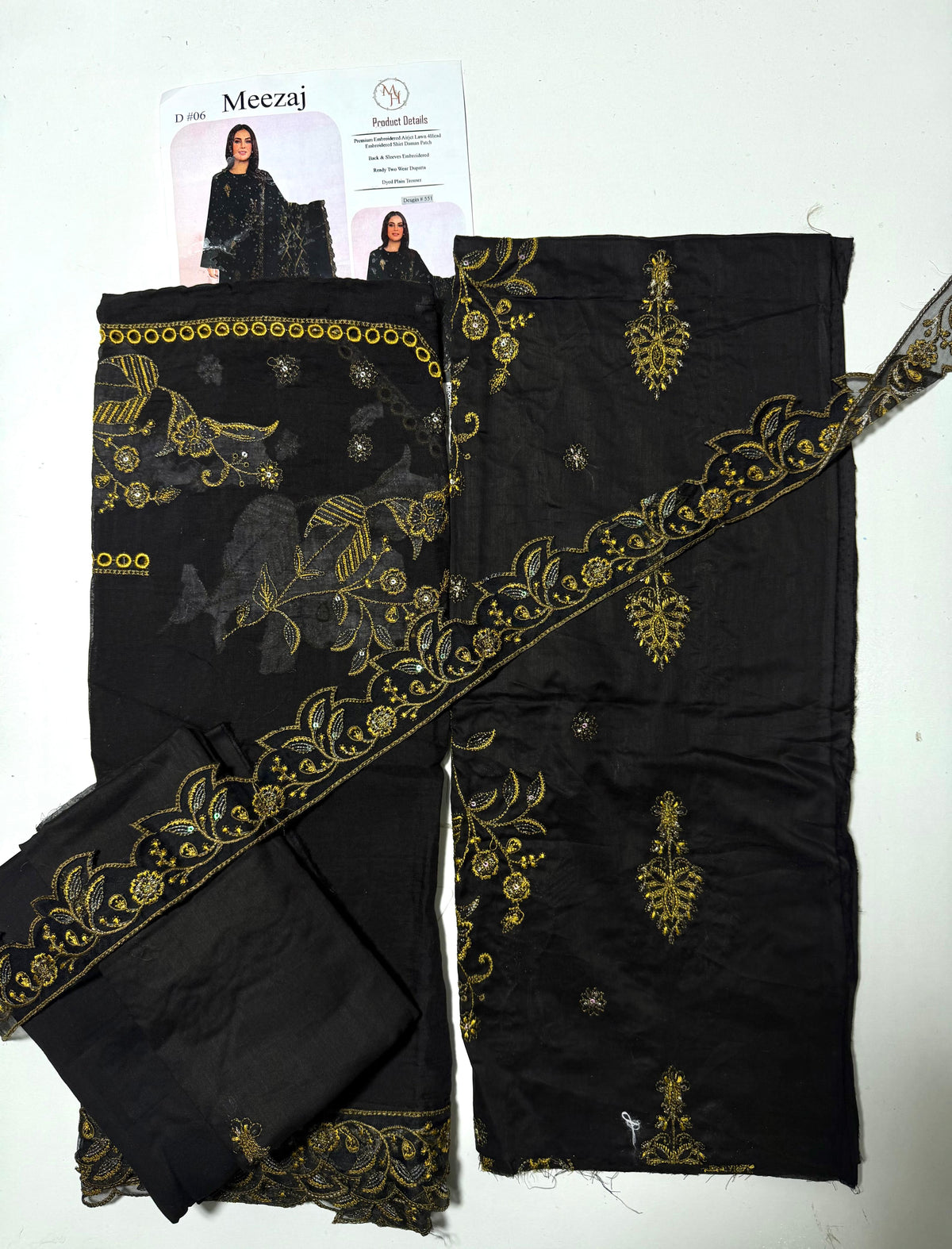 Meezaj Embroidered Lawn 3-Pc (BLACK)